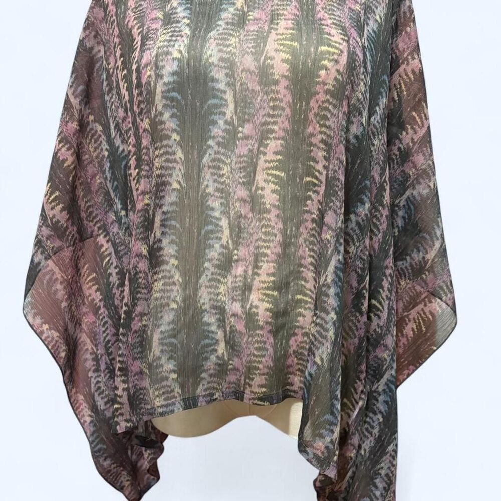 Jessica Simpson Sheer Boho Poncho Top